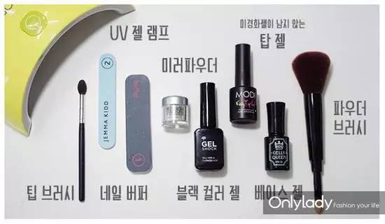 美甲款式推荐2024夏款手绘美甲,美甲款式手绘爆款美甲图显白