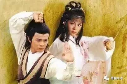 翁美玲是怎样一个女子？娱乐圈明星好友这样评价她，看完好心疼