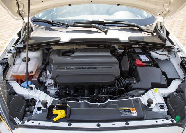 2021福睿斯1.5l自动钻石版测评,油耗福睿斯