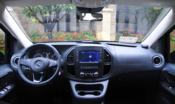 福建奔驰威霆试驾,奔驰威霆v260l试驾