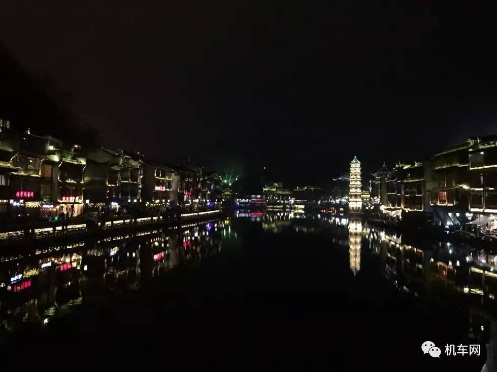 400大踏板骑行300公里感受,125cc适合暴力骑行的踏板