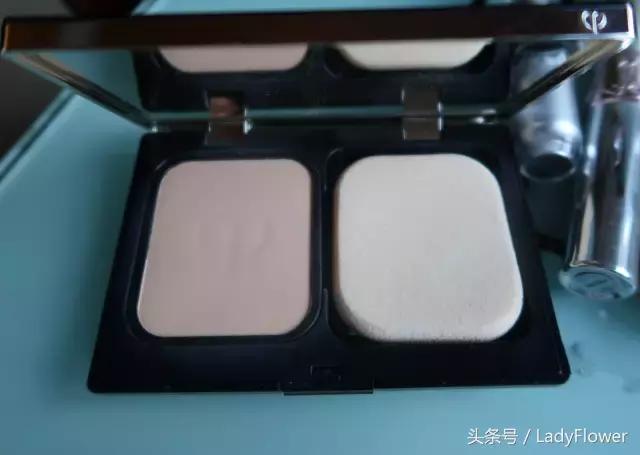 女神化妆包常备好物，分分钟帮你扑倒男神