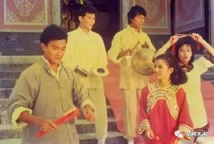 翁美玲是怎样一个女子？娱乐圈明星好友这样评价她，看完好心疼