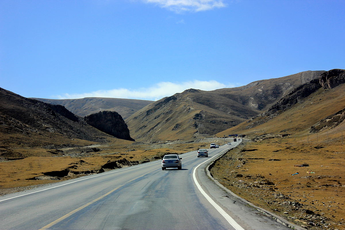 jeep改房车,jeep自由侠可以改装为小房车吗