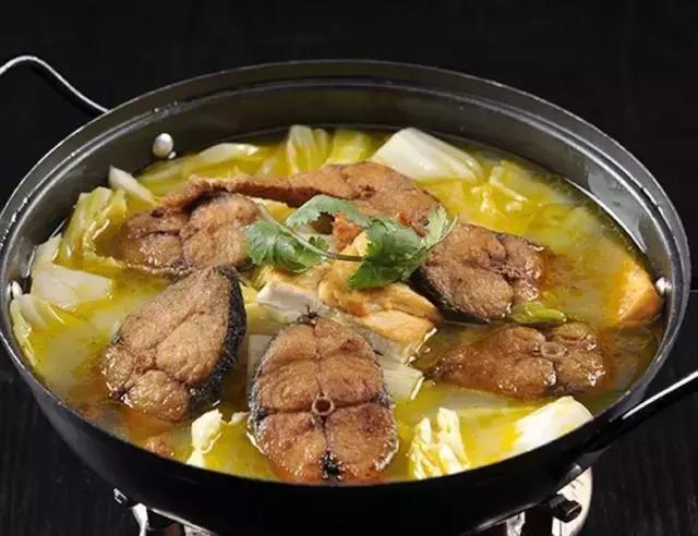 哪种海鱼炖鱼最好吃,海边渔民怎么炖鱼