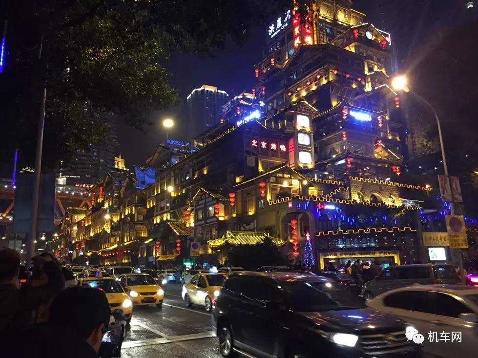 400大踏板骑行300公里感受,125cc适合暴力骑行的踏板