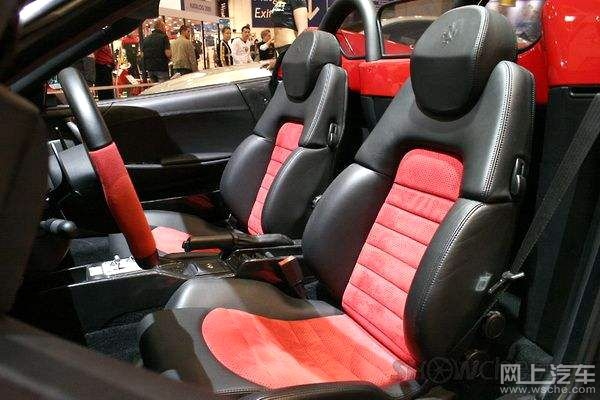 汽车内饰上霉了怎么保养,汽车内饰长霉怎样清洁