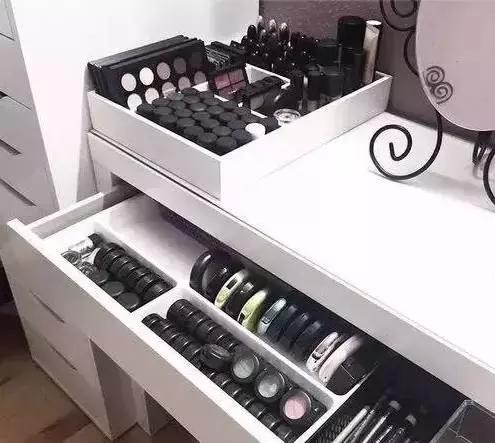 sad！我可能买了一个假化妆台！