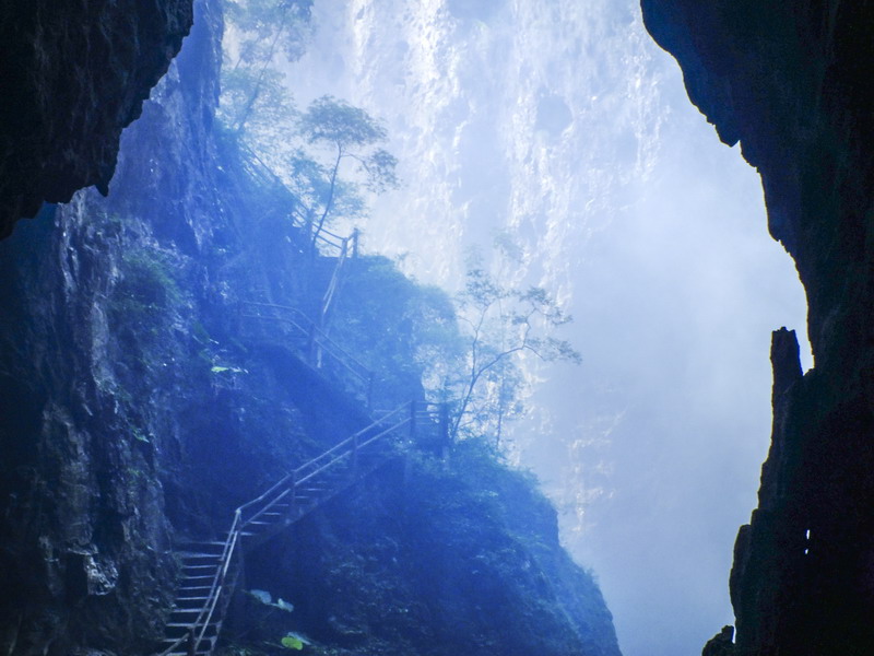 雨天永泰百漈沟景区,别有洞天溶洞