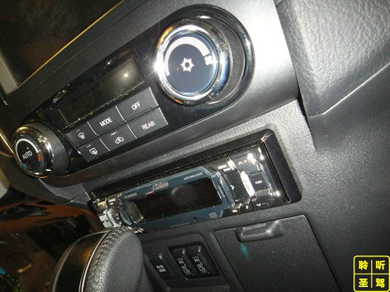 帕杰罗改音响和隔音,三菱帕杰罗汽车音响升级案例