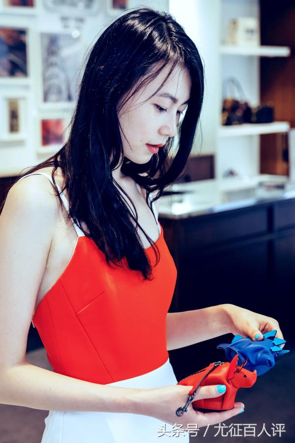 封面人物：变美？没人会拒绝——时尚买手冷静