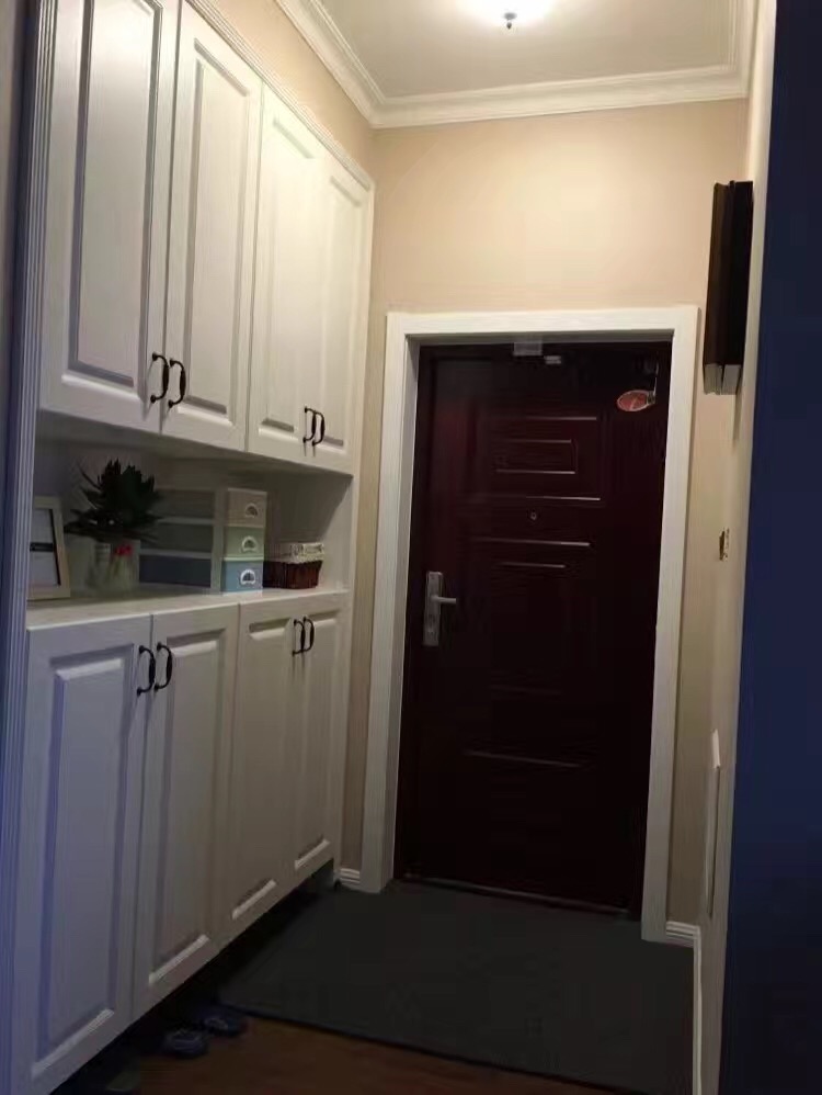 衣柜实图施工,衣柜工人安装视频