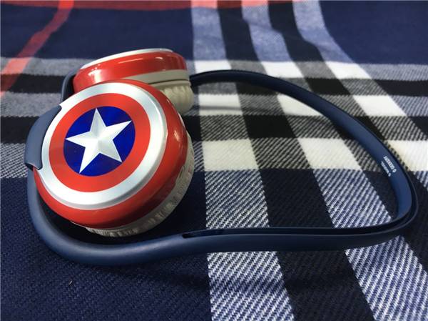 《美队》定制PK榜：宜博VS弄客，蓝牙运动耳机的龙虎之争