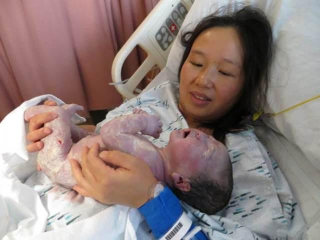 顺产宝妈子宫痛要几天,生了小孩已经7个月了顺产还疼