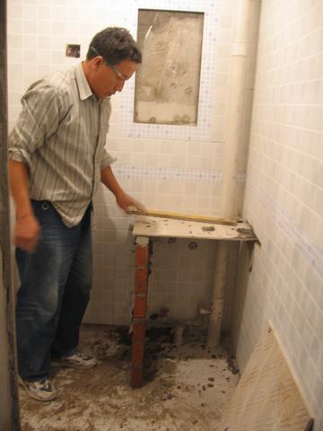 家里装修剩下的瓷砖做一个洗手台,自己家装修洗手台效果图