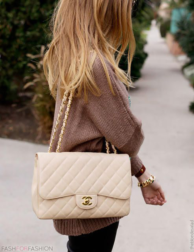 爱情会过期歌曲,爱情会过期跟谁都一样