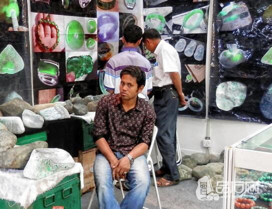 缅甸玉石停止开采吗最新消息,缅甸进口玉石关税2022年