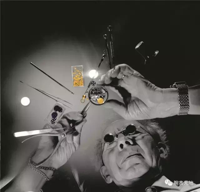 我看着你转身离去,我看见一棵树