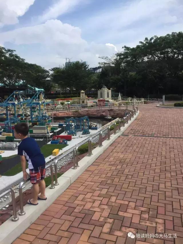 乐高主题乐园游玩攻略,新山乐高乐园一天能玩完吗