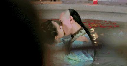 秦俊杰谈杨紫张一山,杨紫晒合影张一山秦俊杰罕见同框