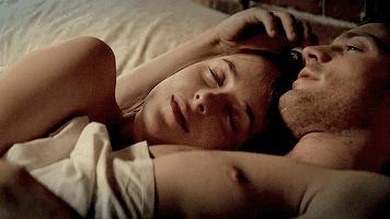 这部*恋虐**的SM大片，给我们展现了一个浪漫唯美的世界