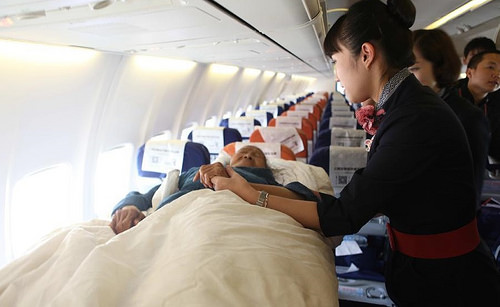 飞机上3项免费服务,飞机上的4种隐藏服务