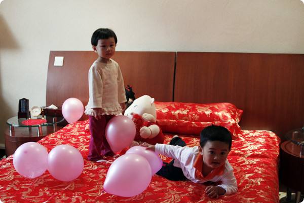 各个地方结婚压床,为什么要结婚压床有什么用