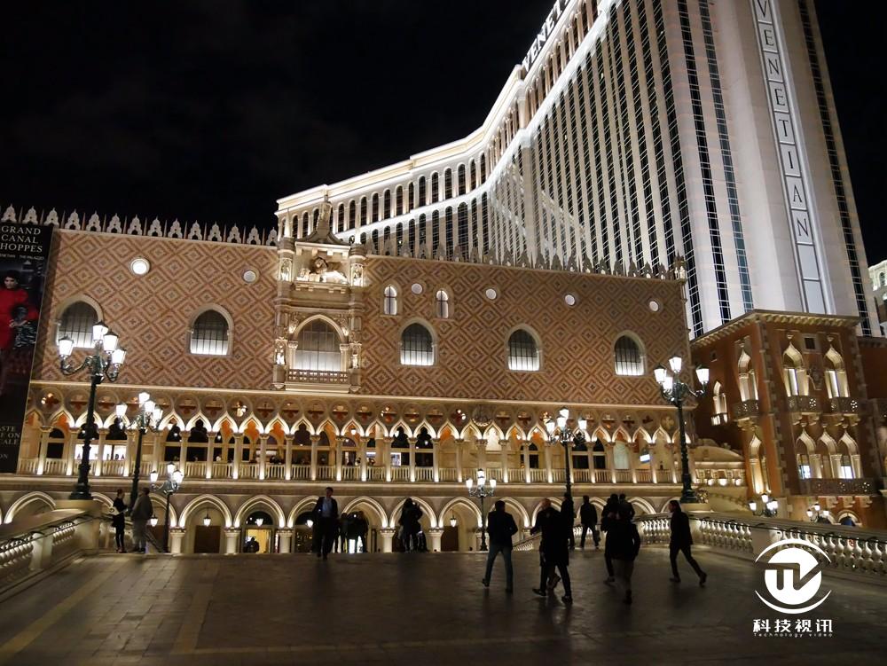 专业便携无反相机松下LUMIXG85评测