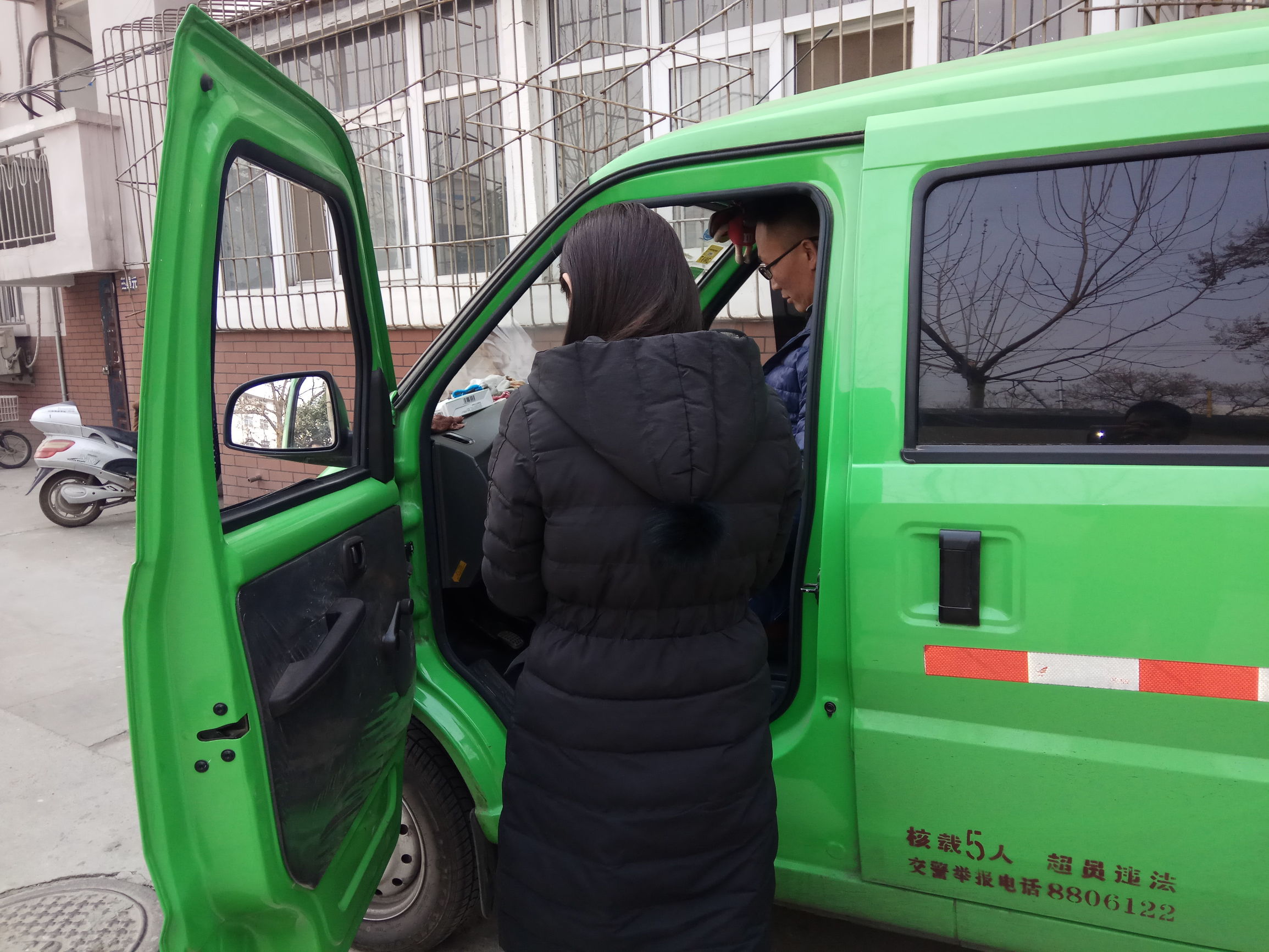 搬家偶遇咱灞桥乡*党**，拉土车司机改行“58速运”月赚万元