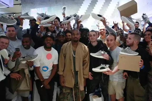 玩嘻哈穿什么鞋子,玩嘻哈穿大码鞋子