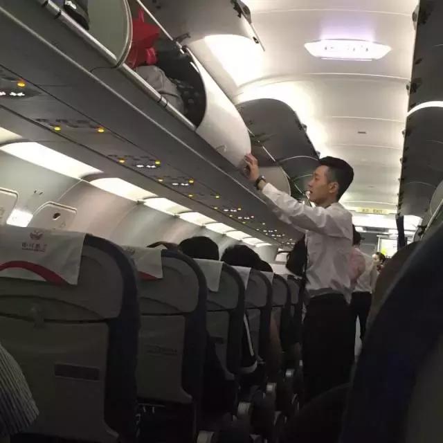 川航最新事件回顾,川航2019飞机迫降事件完整