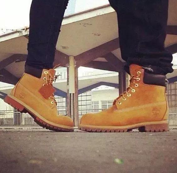 满大街的同款鞋，感觉好掉价！另辟蹊径竟发现这些超值大牌鞋款