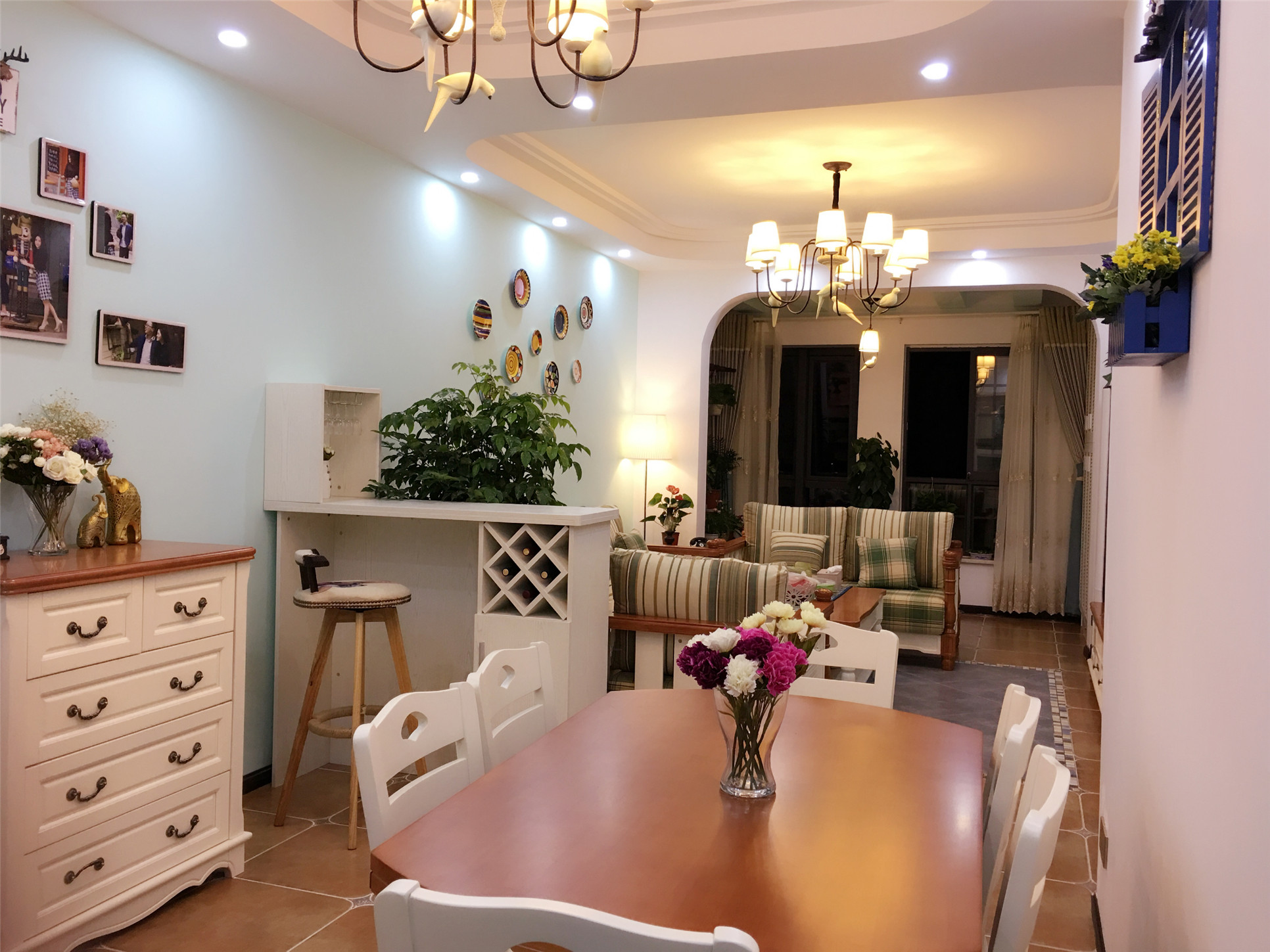 客餐厅一体装修新家,客餐厅一体房子装修设计欣赏