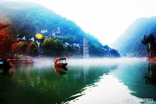 湘西凤凰城沱江风景,印象湘西凤凰古城