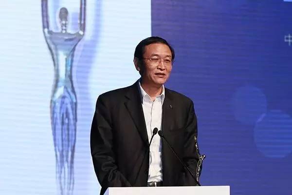 徐骏加盟，评驾科技开启双总部模式｜汽车商业评论