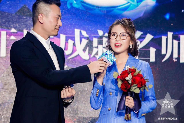 2017百合时尚新娘-致爱盛典丨我们让这群爱情教科书聚在了一起放大招！