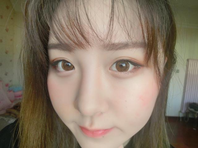 眼妆教程日常化妆橘色学生党,清冷感妆容适合什么眼妆