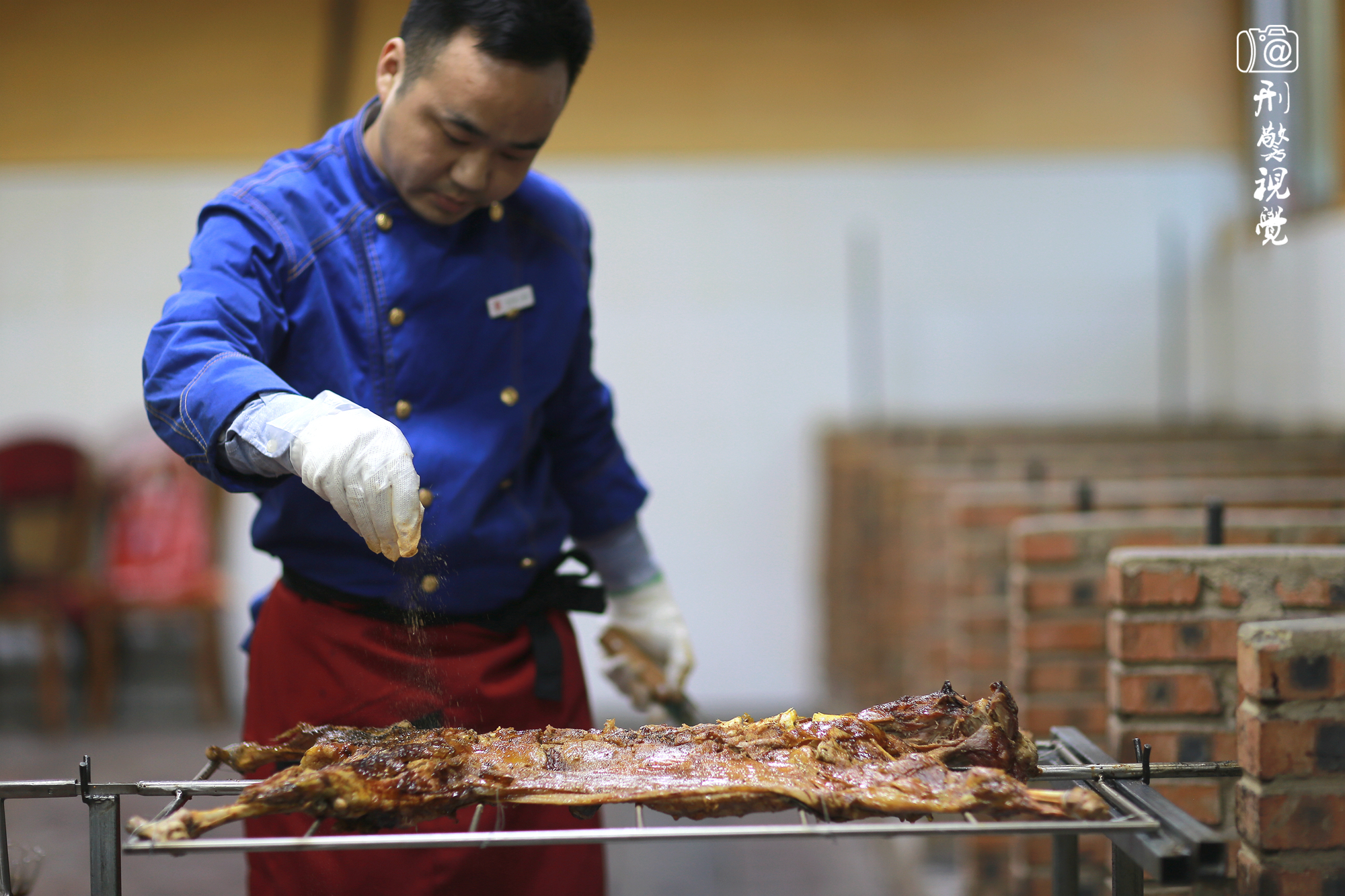 蒙古烤全羊的正宗配方,碳烤全羊的绝密配方