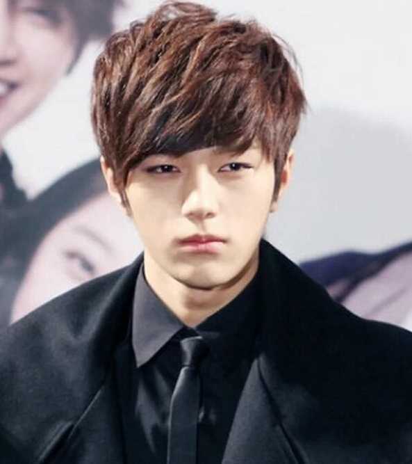 发际线高男士适合的发型烫发,男士方脸型适合的发型烫发