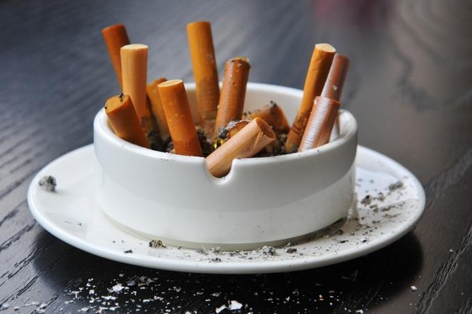 餐桌上有烫痕，抹点这个轻松除痕，桌面跟新的一样！