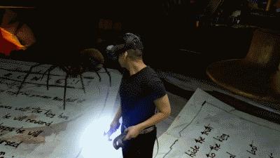 被vr吓到尖叫颤抖,开枪vr游戏