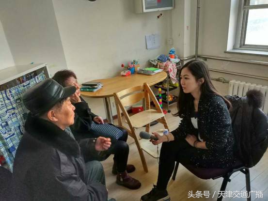 深夜聋哑女生救助无声胜有声 (78名听障人士走出无声世界)