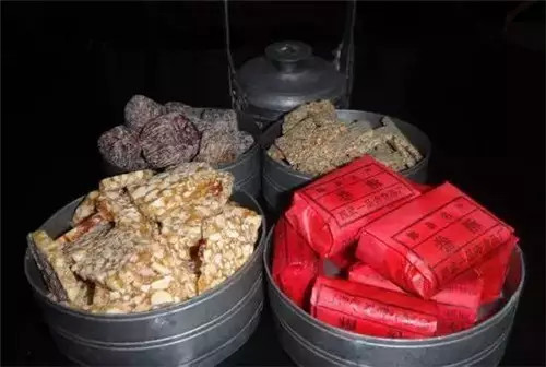 安徽宏村古镇有什么好吃的,黟县宏村旅游必备美食有哪些