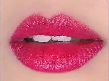 阿玛尼小胖丁试色视频,阿玛尼口红小胖丁400试色