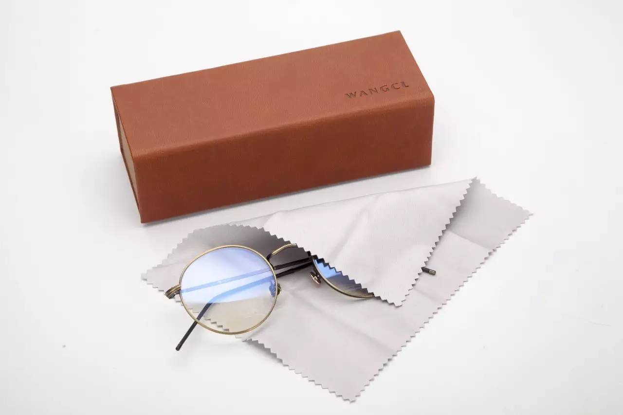 只有1%的人知道的题,眼镜布擦眼镜的正确方法