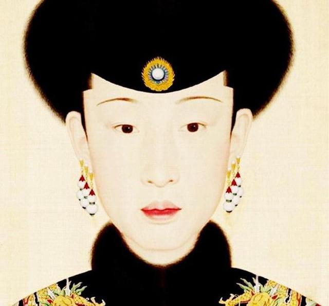 生儿子多有什么用？封了皇后又怎样？乾隆帝一辈子都看不起她！