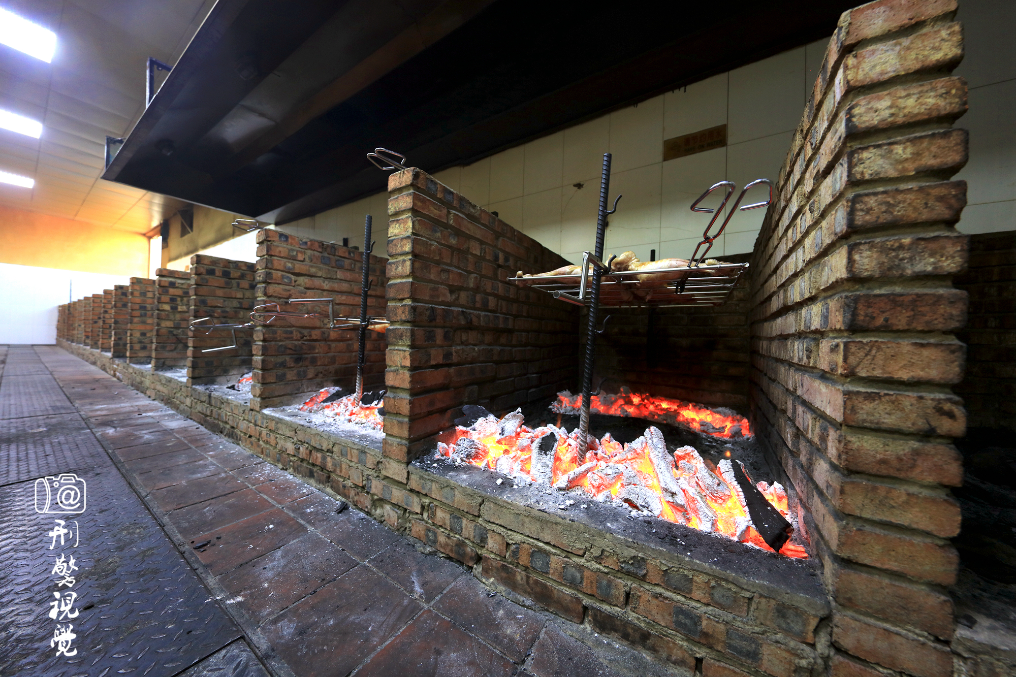 蒙古烤全羊的正宗配方,碳烤全羊的绝密配方