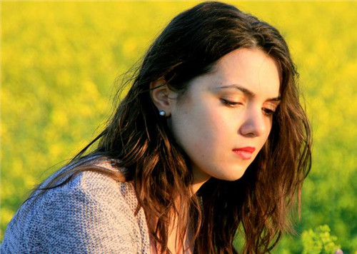 缓解眼睛疲劳的瑜伽方式,缓解肩膀疲劳的瑜伽动作