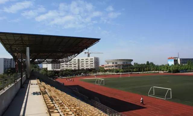 听说，你也读过龙泉中学？