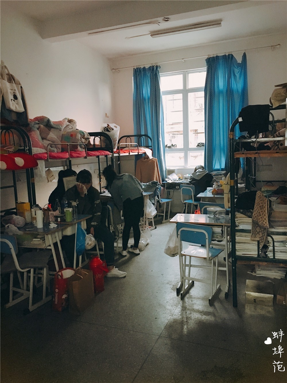 穿上校服，再去蚌埠这所学校走一遍，满满的回忆……